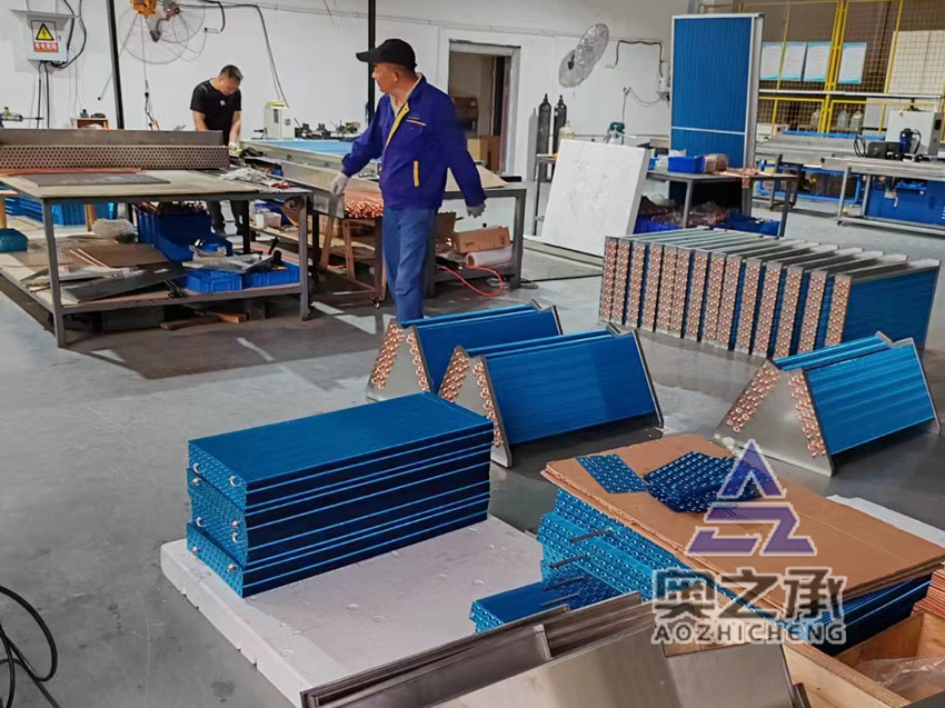 冷水機(jī)翅片生產(chǎn)車間一角